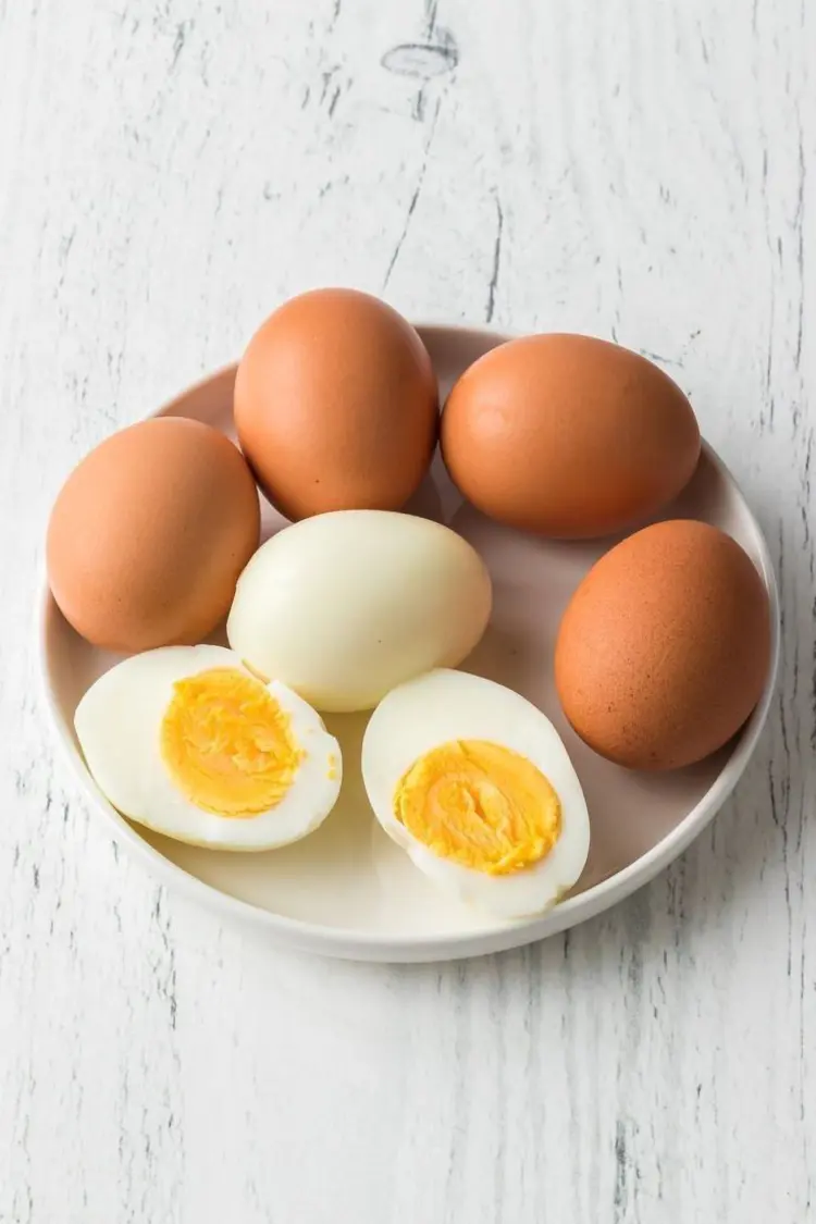 🥚 ไข่ต้มเก็บได้นานแค่ไหน? กินยังไงให้อร่อย ปลอดภัย แถมคุ้มค่า