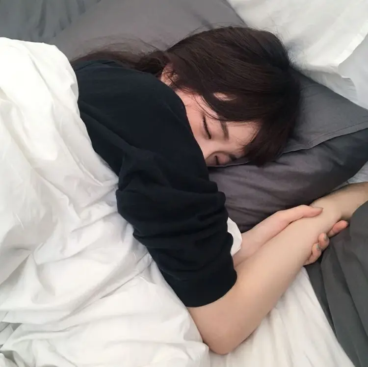 เวลานอนของคุณ บอกสุขภาพได้มากกว่าที่คิด 🕒💤