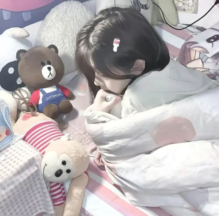 ทำไมตุ๊กตาถึงสำคัญสำหรับเด็ก? และแม่เลือกแบบไหนดีที่สุด 🧸✨