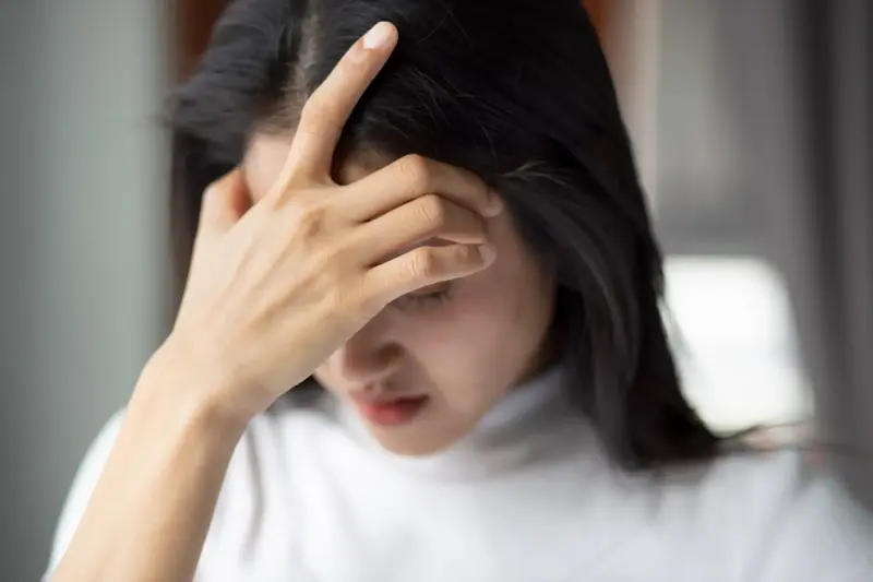 อาการปวดศีรษะแบบปฐมภูมิ ทุติยภูมิ และแบบอื่น