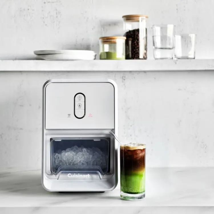 Ice Maker เครื่องทำน้ำแข็ง เตรียมตัวปาร์ตี้สำหรับปีใหม่นี้