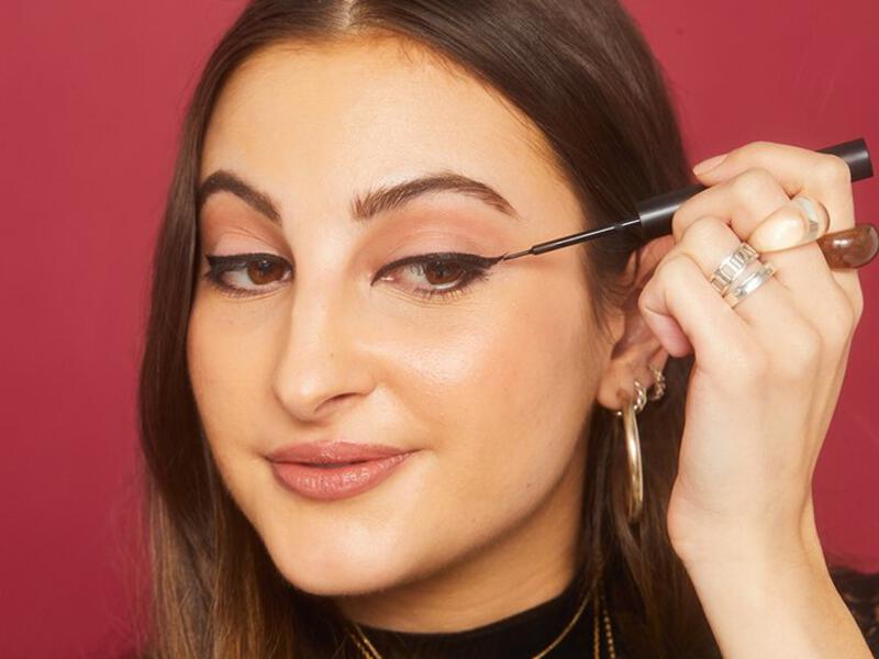 Types of Eyeliners: What Are They and How to Use Them | Makeup.com