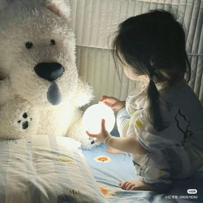 รูปพินเรื่องราว