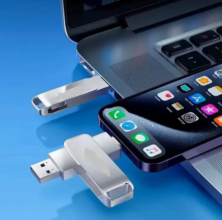 แฟลชไดร์ฟยุคใหม่: เชื่อมต่อได้ทั้งคอมพิวเตอร์ และสมาร์ทโฟน/แท็บเล็ต USB-C