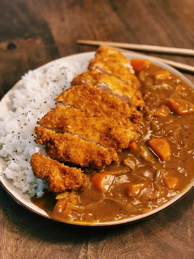 🍛 แกงกะหรี่ญี่ปุ่นที่ใครหลายคนชอบ – ทำง่ายกว่าที่คิด!