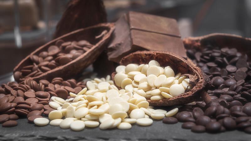Chocolate Compound VS. Chocolate Couverture ต่างกันอย่างไร? - Tulip CocoaRista