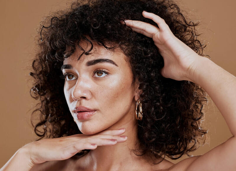 Say Goodbye to Dry Skin Woes With These 10 Tips : CBGardn