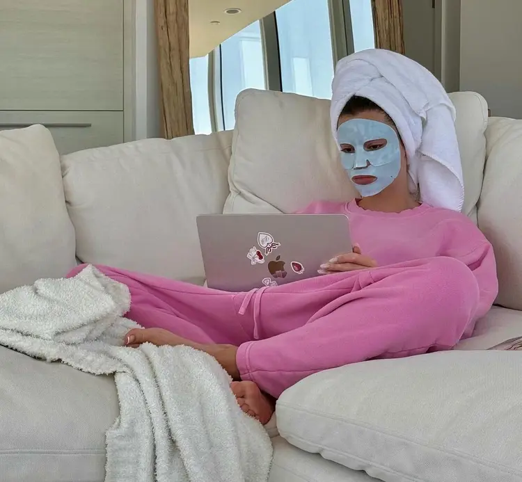 มาส์กหน้า ไอเทมที่ใครก็ไม่อยากขาด ความชุ่มชื้นคือกุญแจของผิวสวย