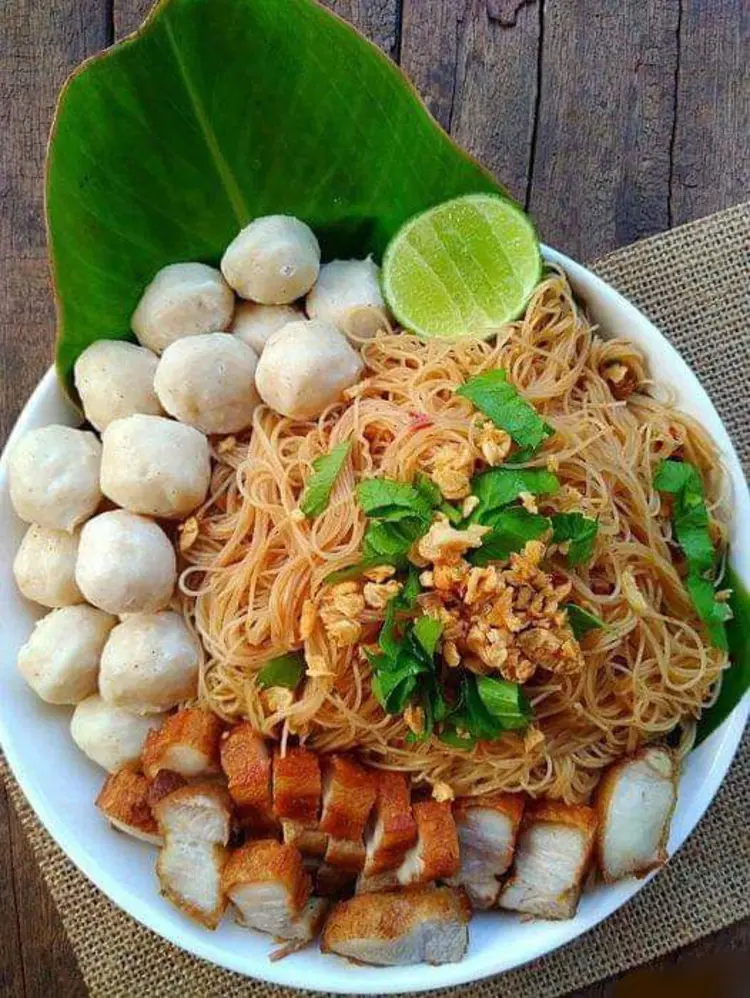 🍜 ผัดหมี่  เมนูง่ายๆ ที่ใครหลายคนโปรดปราน