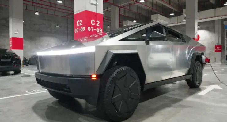 เจาะลึก! 🚀 สัมผัส Tesla Cybertruck แบบใกล้ชิดสุดๆ