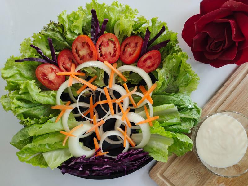สลัดผัก&quot; 🥗 เมนูเอาใจคนรักสุขภาพ 💪 อัดแน่นและอร่อยเต็มคำ 💋  เติมชีวิตที่ดี๊ดี 🥬🥕🌰🍅🧑‍🍳👍😬 - Pantip