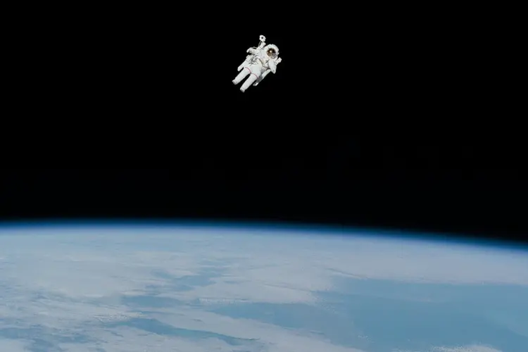 การสนับสนุนทางจิตวิทยา | ทำความเข้าใจเกี่ยวกับ "astrophobia" - ความกลัวอวกาศ 🪐
