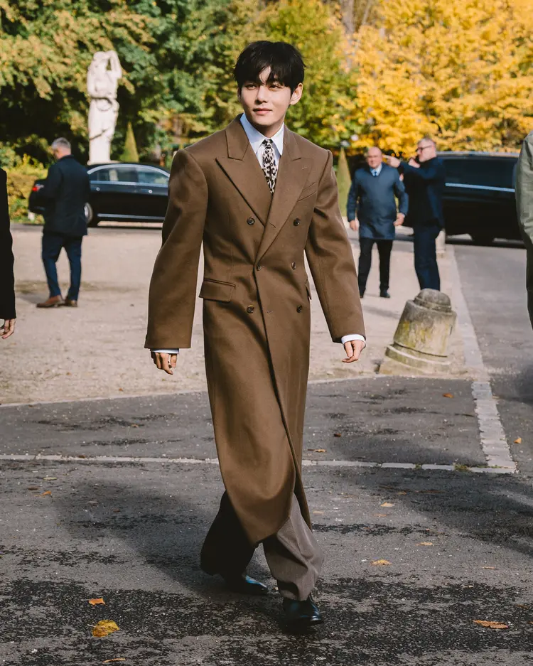 V ปรากฏตัวที่งาน CELINE Collection Spring 2026 ✨ การกลับมาครั้งสำคัญของ Global Brand Ambassador