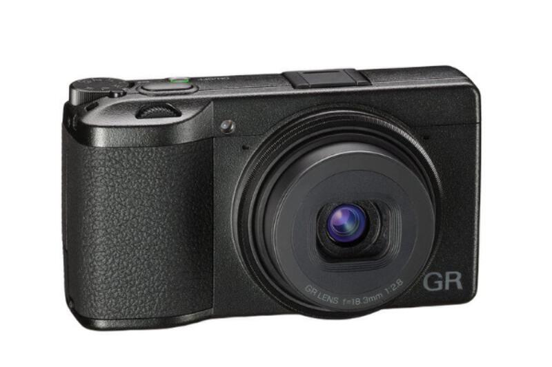 กล้องคอมแพค รุ่น Ricoh GR III