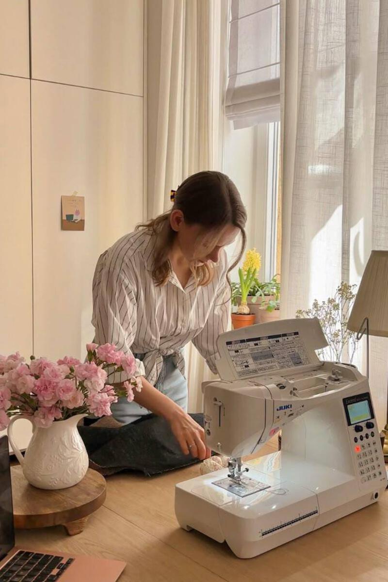 รูปพินเรื่องราว