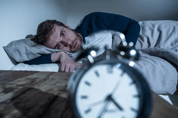 เมลาโทนินคืออะไร ? แนะนำวิธีการทานให้ถูกต้องกับทุกวัย