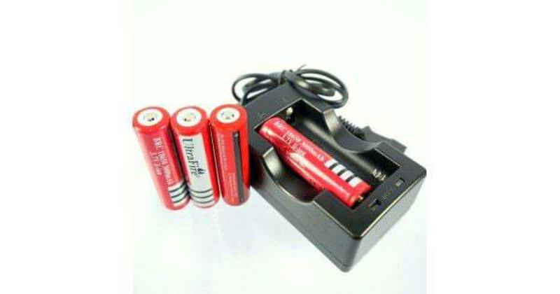 แบตเตอรี่ลิเธียม-ไอออน (Li-Ion) แบบชาร์จซ้ำได้และที่ชาร์จ