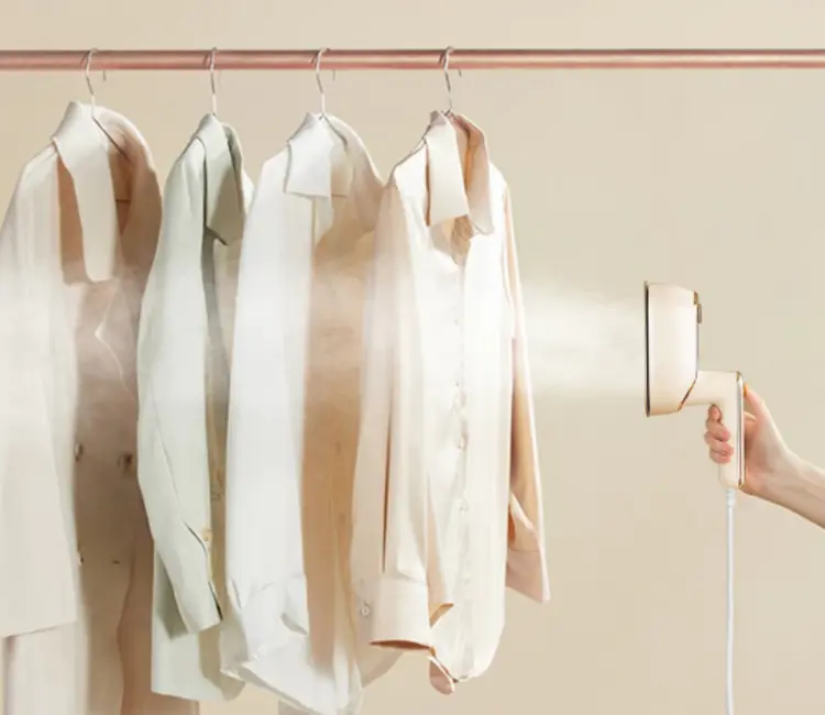 เตารีดถนอมผ้าพกพา ✨ตัวช่วยให้ทุกลุคดูดีแบบไม่ต้องกลัวผ้ายับ