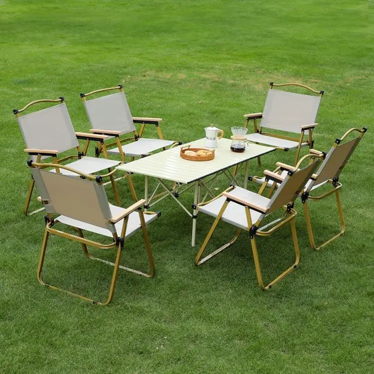 สายแคมป์ปิ้งไม่ควรพลาด: Pinnacle ชุดโต๊ะพับแคมป์ปิ้งและเก้าอี้เคอร์มิท