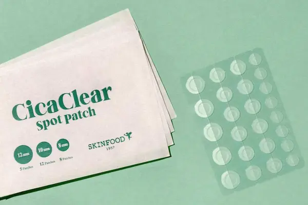 อุปกรณ์มหัศจรรย์กำจัดสิวปี 2025 - ยังไงก็ต้องแผ่นแปะสิว