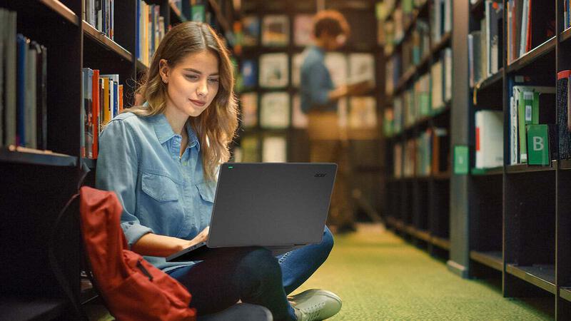 Best Laptops for College Students [2023] — Acer Corner