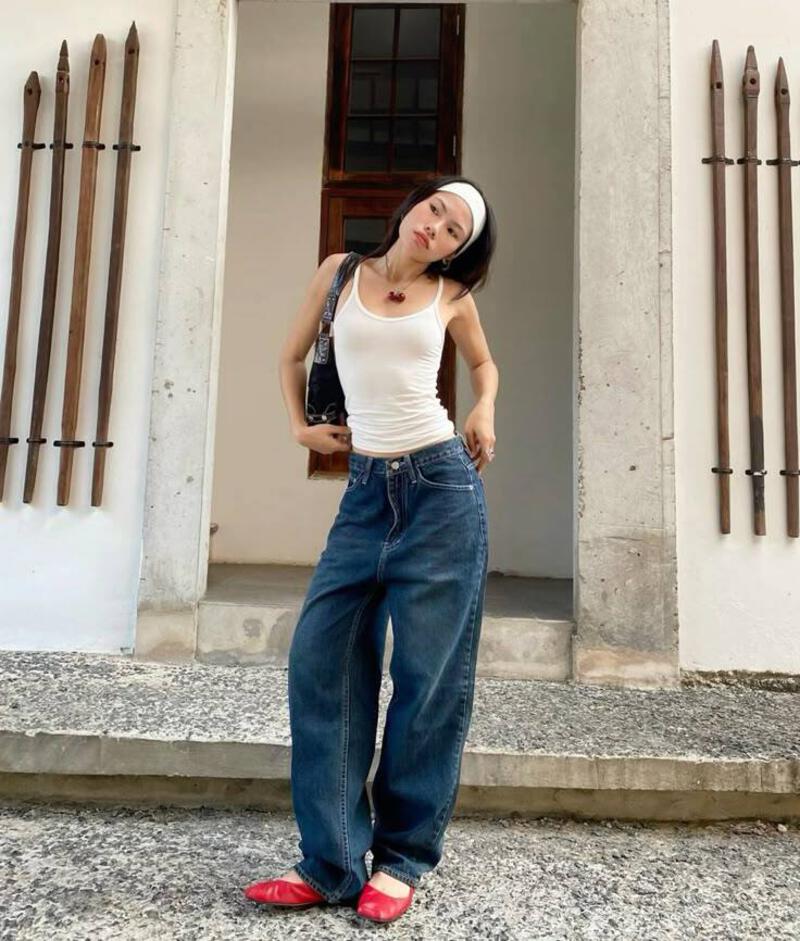 รูปพินเรื่องราว