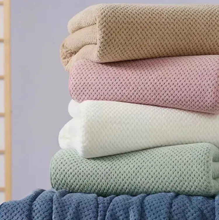 🧖‍♀️ ผ้าขนหนูซับน้ำเร็ว 💧 ตัวช่วยให้ชีวิตร่นเวลา ไม่ต้องกังวลว่าเมื่อไหร่ผมจะแห้งอีกต่อไป