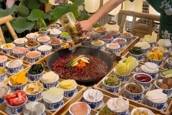 บุฟเฟต์-หมาล่าฟีเวอร์ 🍲🔥 ทำไมร้านควรใช้เพจเจอร์จัดการคิว
