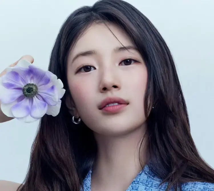 ยังกังวลเรื่องแป้งบลัชออนปลิวหายไปไหม? บลัชออนแบบลิควิดพร้อมจำหน่ายแล้ว!