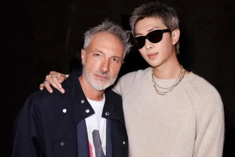 RM x Bottega Veneta การกลับมาที่ Milan Fashion Week ที่ทำให้ความเรียบง่ายกลายเป็นหรูหรา