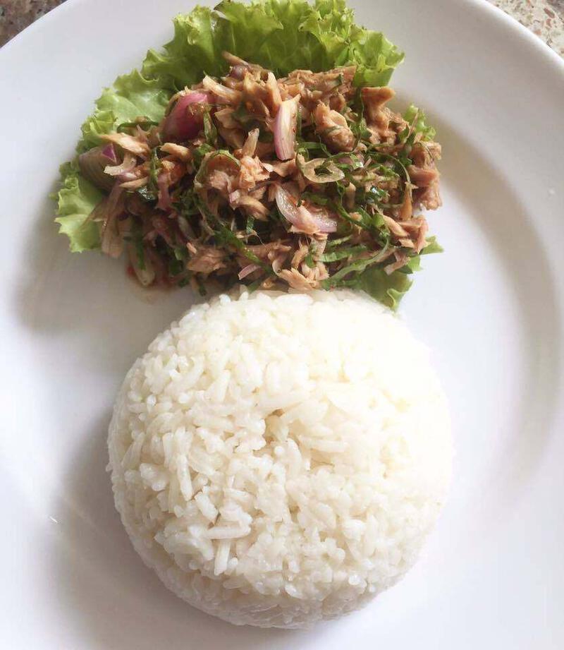 ข้าวยำทูน่า🌶🌶 ร้าน เตี๋ยวเรือนายก