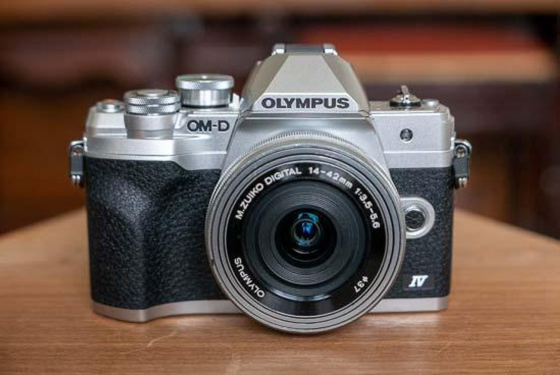 4. Olympus OM-D E-M10 Mark IV