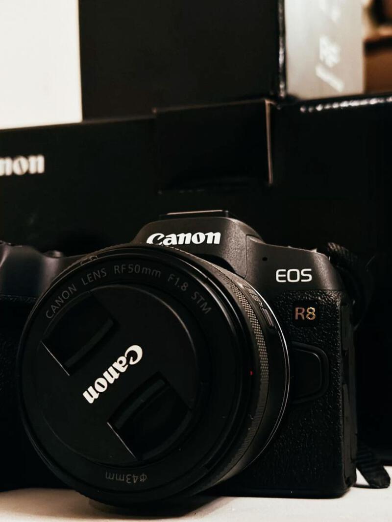 รูปพินเรื่องราว