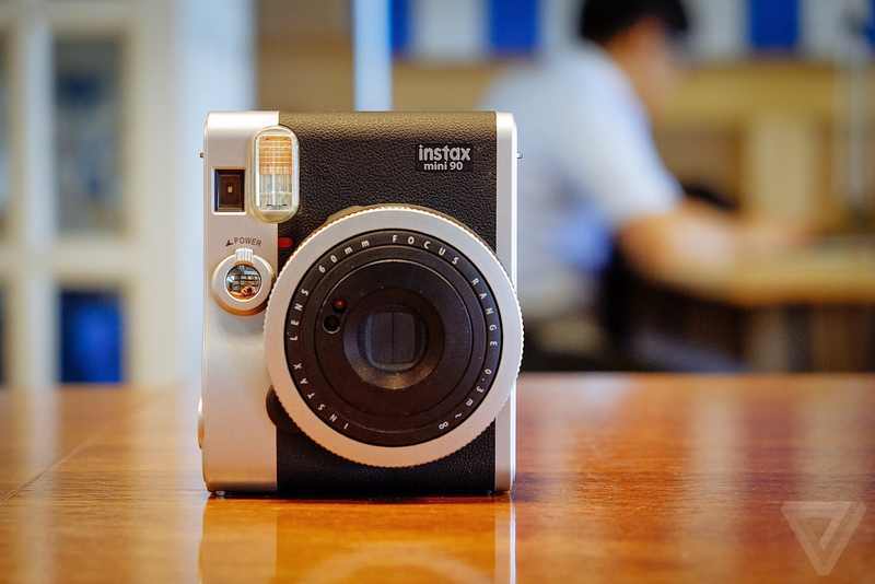 4. Fujifilm instax mini 90