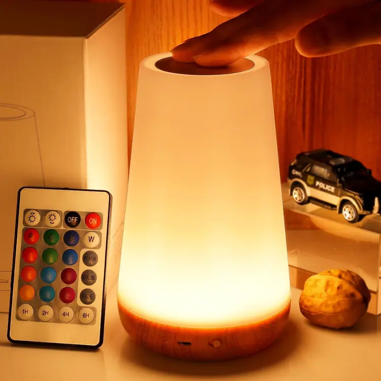 🌙 โคมไฟข้างเตียง (Bedside Lamp) — ไอเทมเล็กที่ช่วยเติมบรรยากาศ เติมความสุข และเติมคุณภาพการนอนให้ครบสูตร