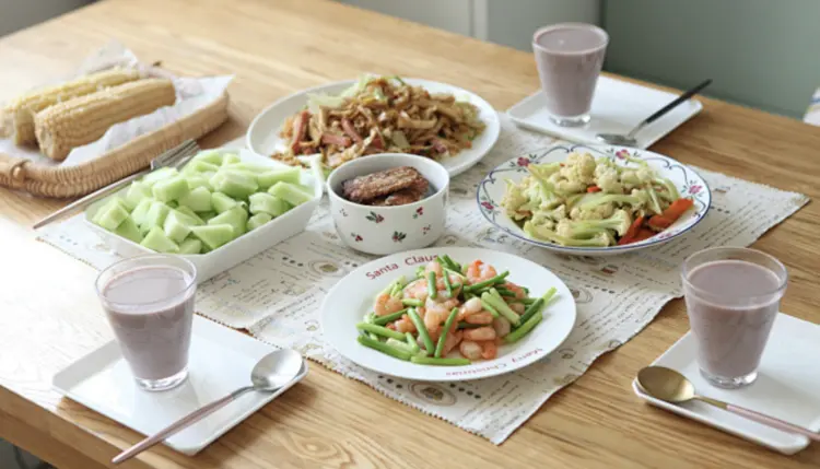 10 พฤติกรรมการกินเหล่านี้ กำลังขโมยชีวิตคุณไปอย่างเงียบๆ! หลายคนยังไม่รู้