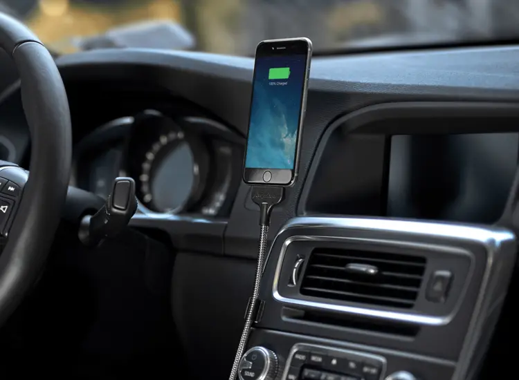 5 Gadget ติดรถไว้ เดินทางใกล้หรือไกลก็อุ่นใจ