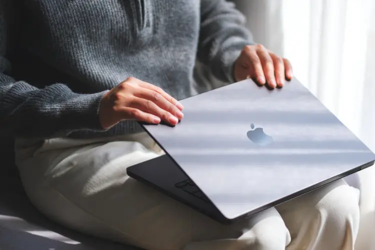 ไขความลับคีย์บอร์ด MacBook ⌨️ ทำไมเสียงถึงต่างจากโน้ตบุ๊กทั่วไป ?