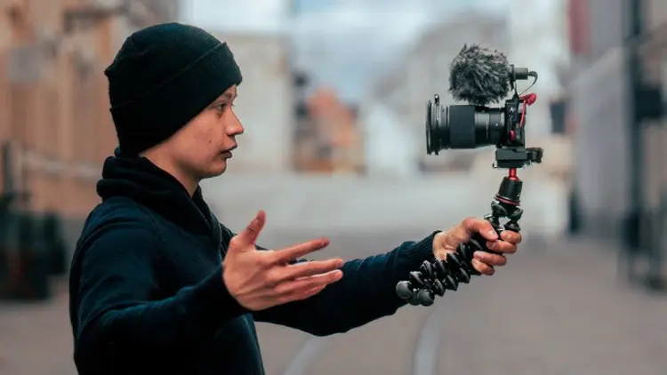 อยากเริ่มทำ VLOG? 3 กล้องยอดนิยมที่สายคอนเทนต์ต้องมี!