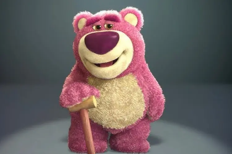 Lotso Huggin’ Bear: หมีหอมสตรอว์เบอร์รีที่ซ่อนความลับเกินคาด!