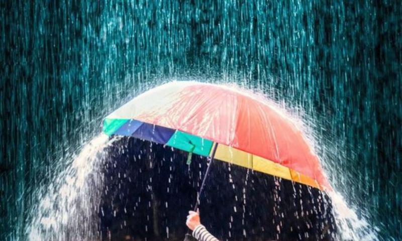 ฝนตก น้ำท่วม กลับไม่ได้” กับอุปกรณ์ยังชีพที่หาได้ในร้านสะดวก