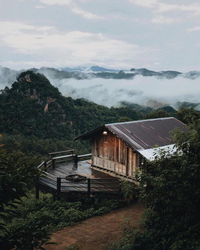 รูปพินเรื่องราว